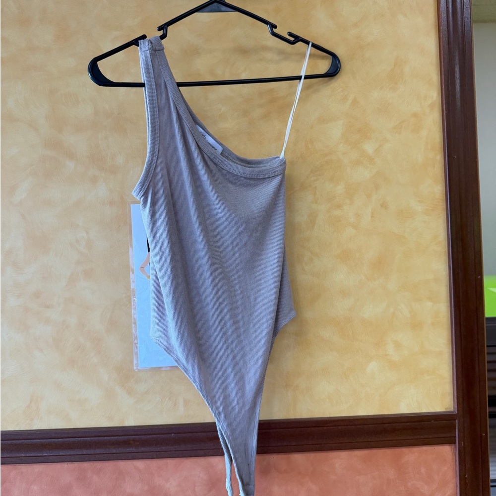 Elegant One-Shoulder Tan Bodysuit
